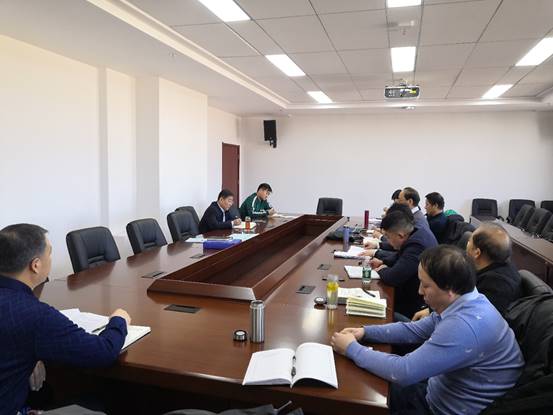 公司领导班子举行“不忘初心、牢记使命”专题民主生活会