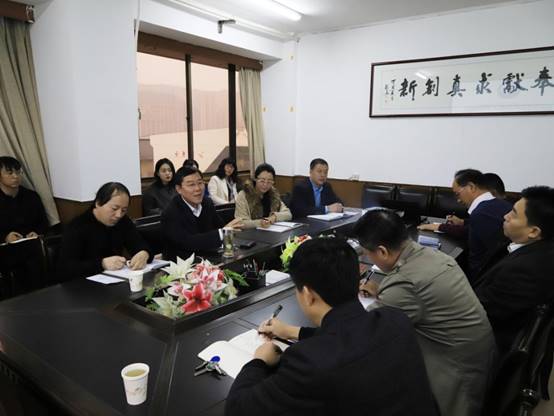 陈华副董事长参加威廉希尔中国官网管理干部培训会并做专题报告