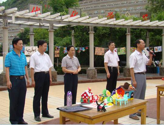 威廉希尔中国官网学前教育专业绘画、手工作品展隆重举办